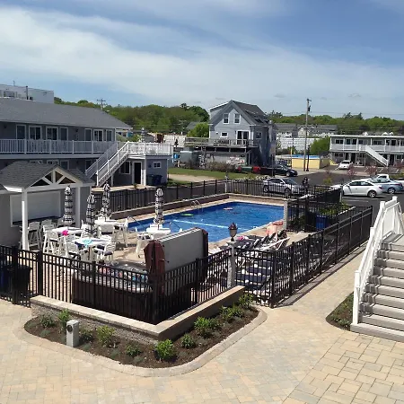 The Beachwood-3